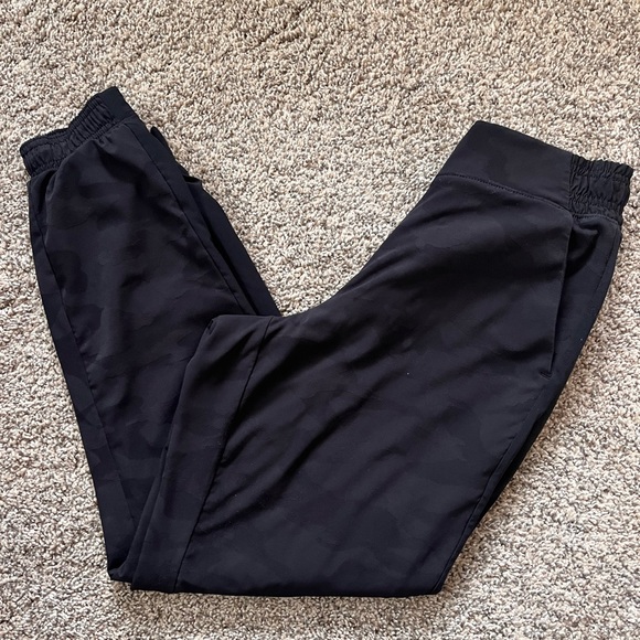 Athleta Pants - Athleta Brooklyn Textured Lined Joggers size 2 Petite